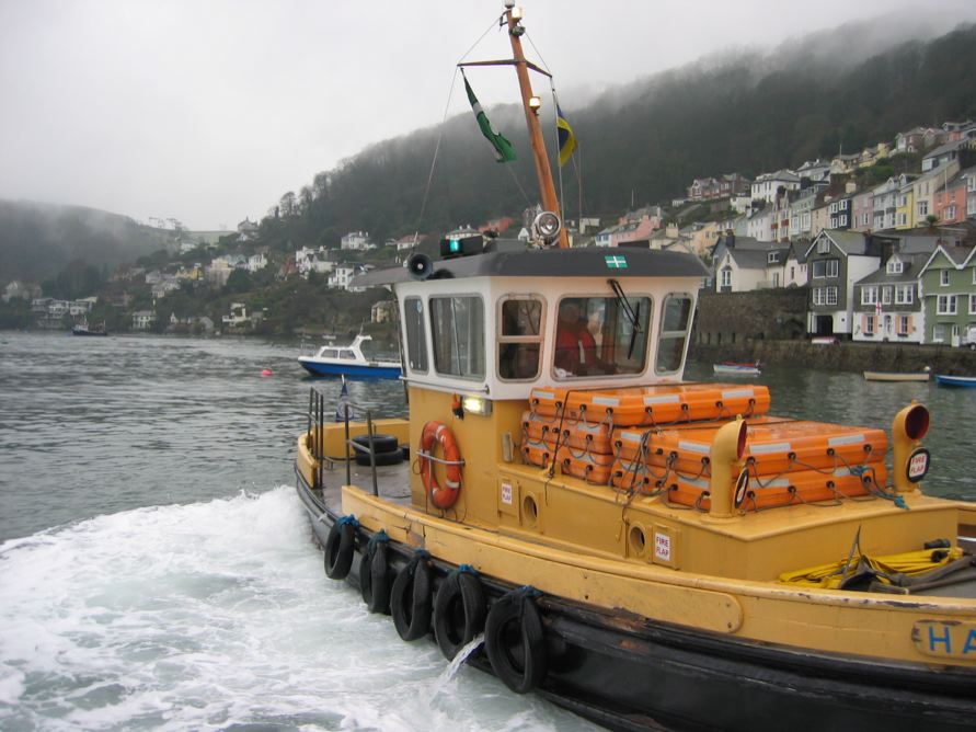 Dartmouth - Kingswear Tug